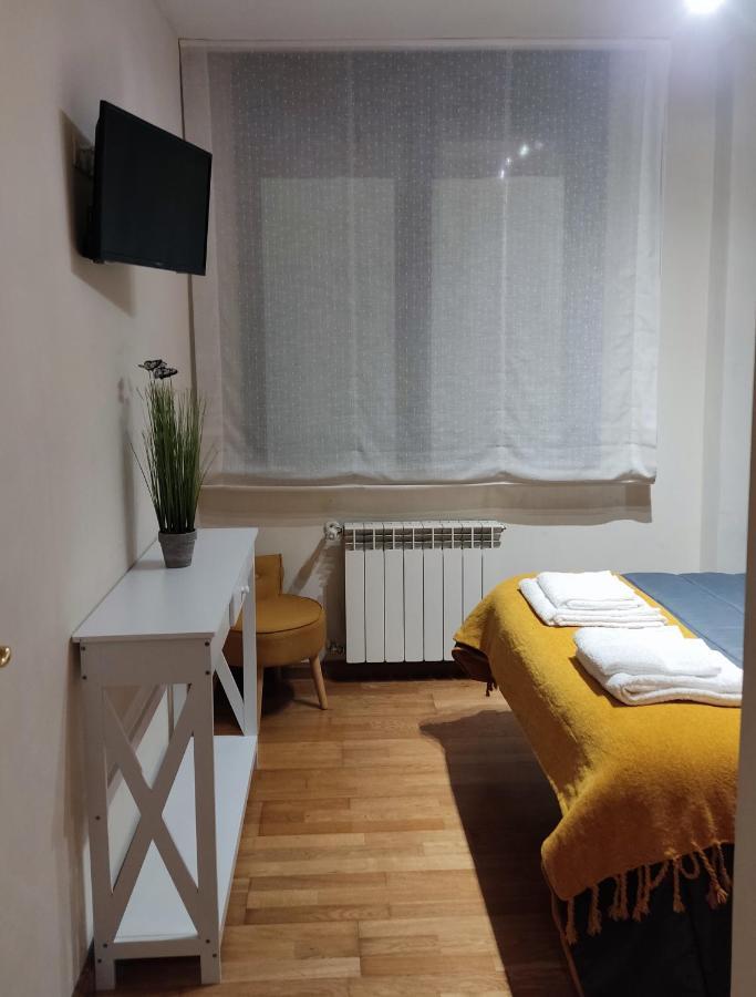 Apartamento Centrico Con Wifi Y Parking De Coche Tamano Medio Onís Buitenkant foto