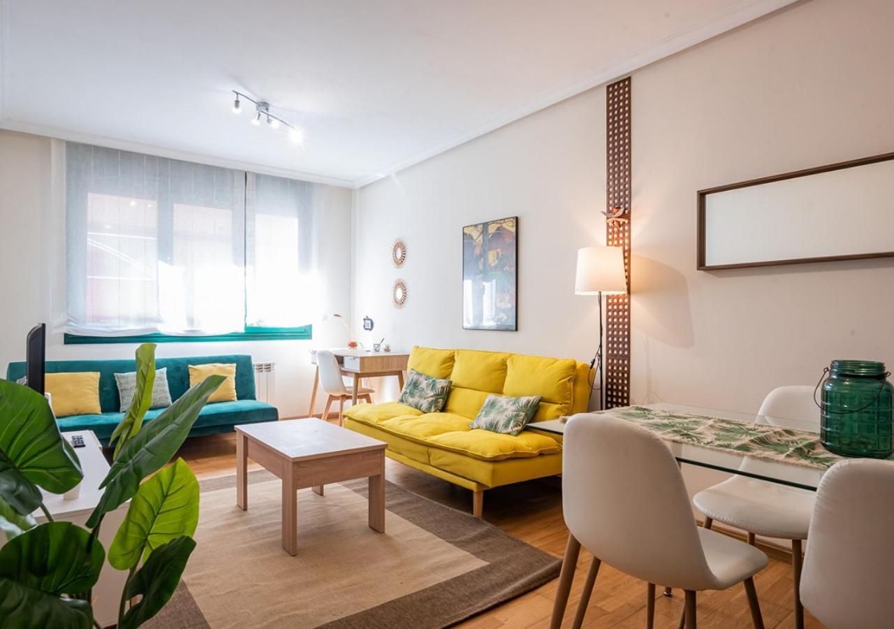 Apartamento Centrico Con Wifi Y Parking De Coche Tamano Medio Onís Buitenkant foto