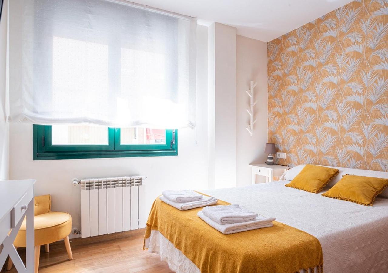 Apartamento Centrico Con Wifi Y Parking De Coche Tamano Medio Onís Buitenkant foto