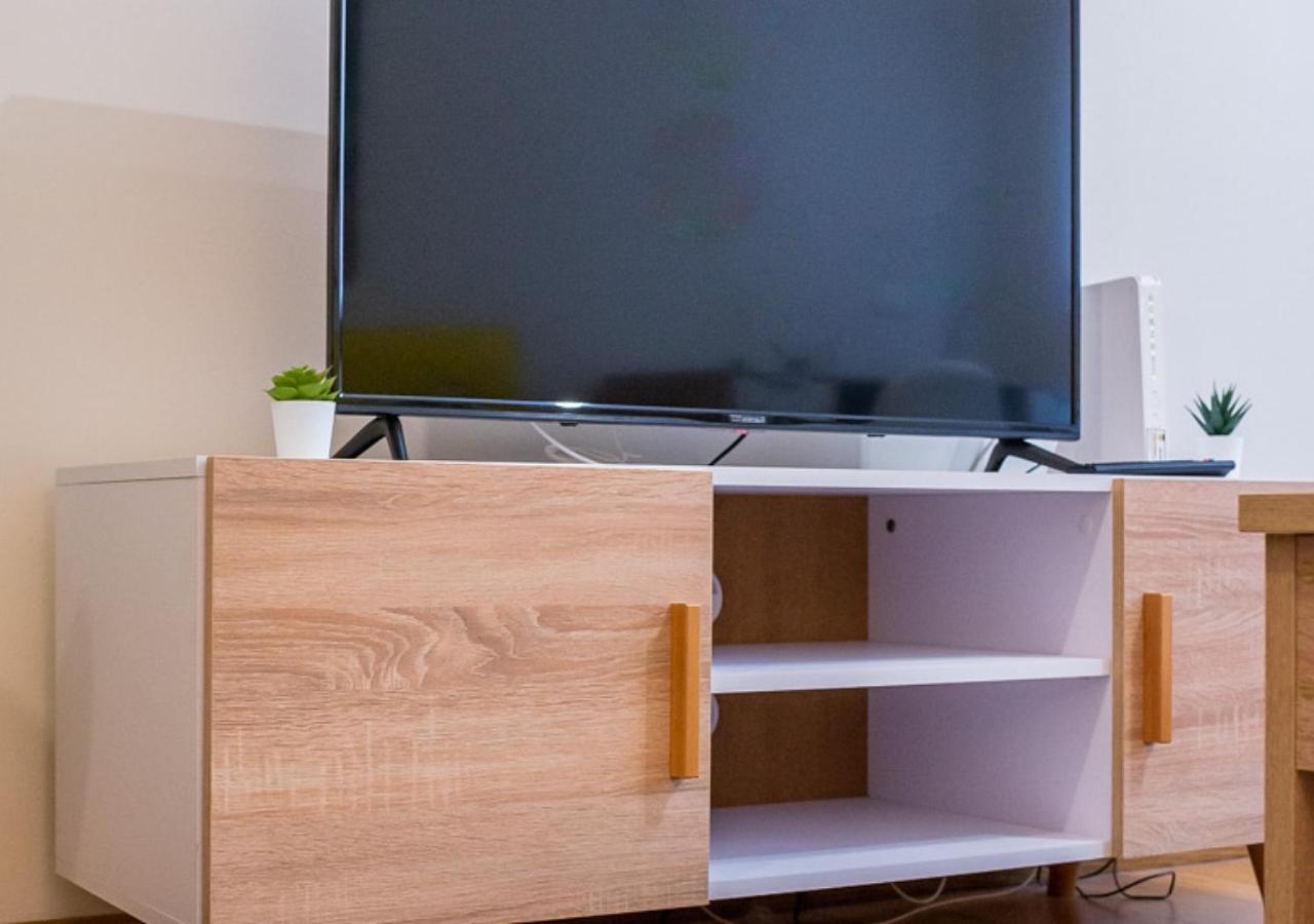 Apartamento Centrico Con Wifi Y Parking De Coche Tamano Medio Onís Buitenkant foto